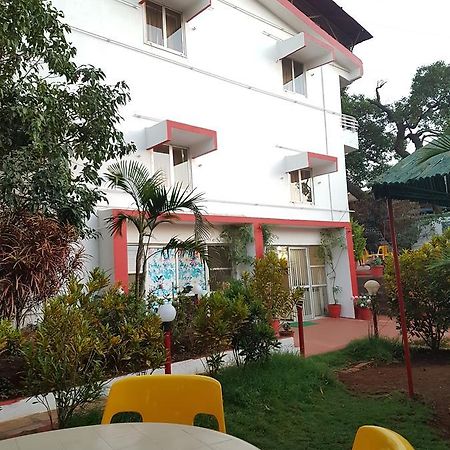 Hotel Stone House มหาบาเลชวาร์ ภายนอก รูปภาพ