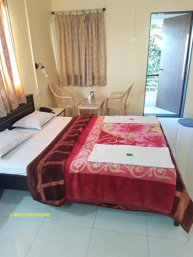 Hotel Stone House มหาบาเลชวาร์ ภายนอก รูปภาพ