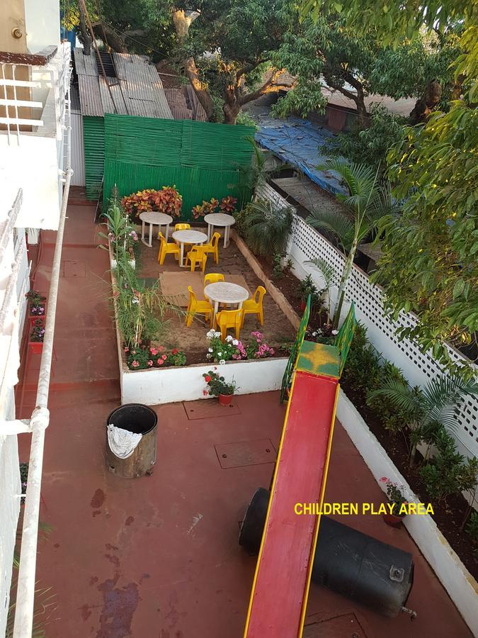 Hotel Stone House มหาบาเลชวาร์ ภายนอก รูปภาพ