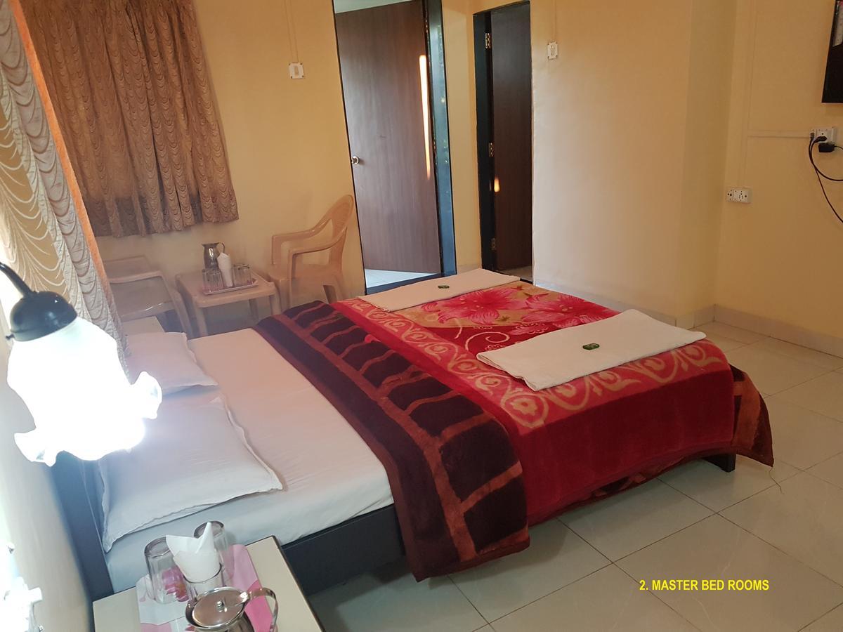 Hotel Stone House มหาบาเลชวาร์ ภายนอก รูปภาพ