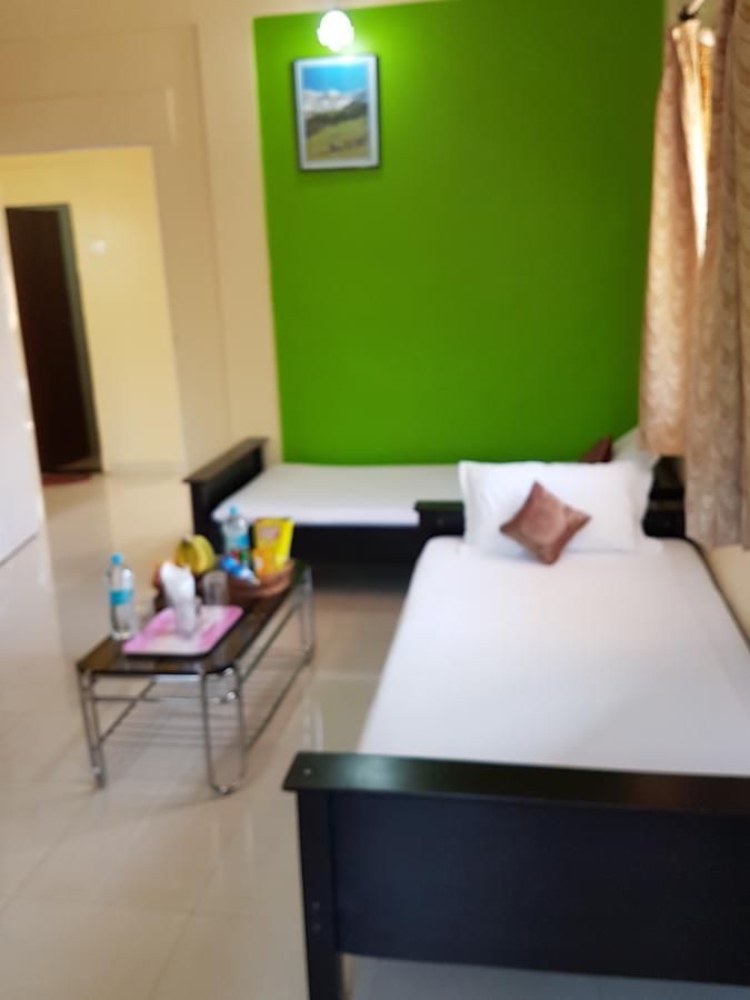 Hotel Stone House มหาบาเลชวาร์ ภายนอก รูปภาพ