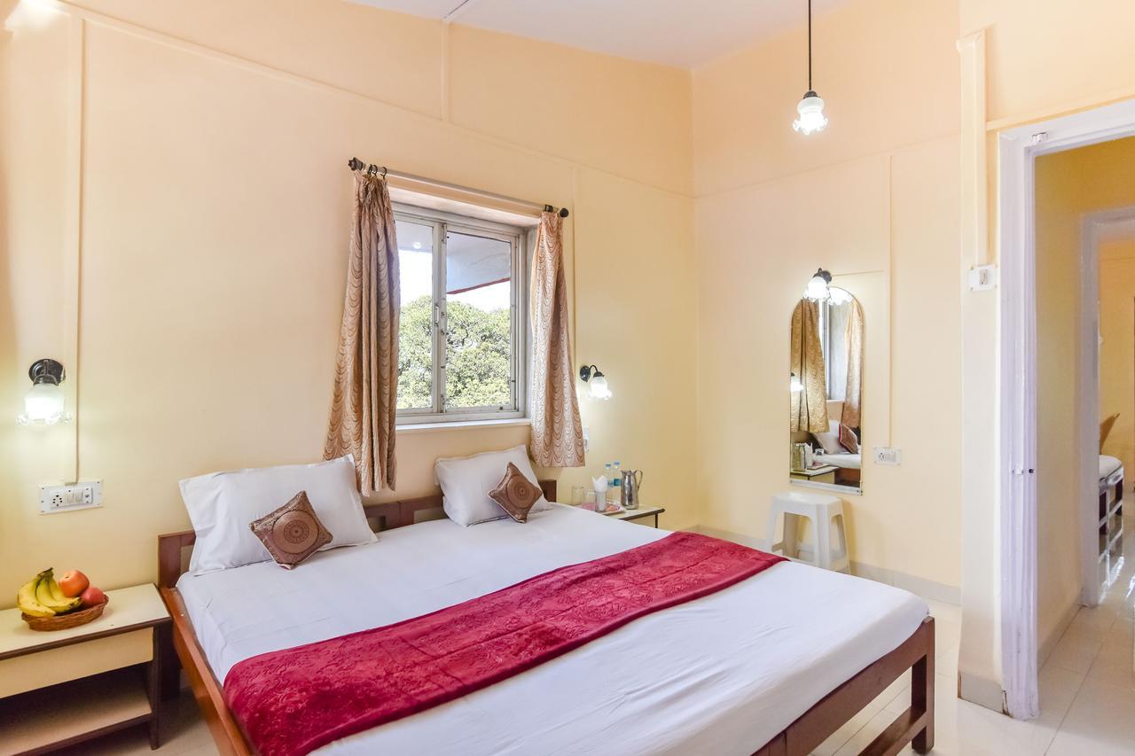 Hotel Stone House มหาบาเลชวาร์ ภายนอก รูปภาพ